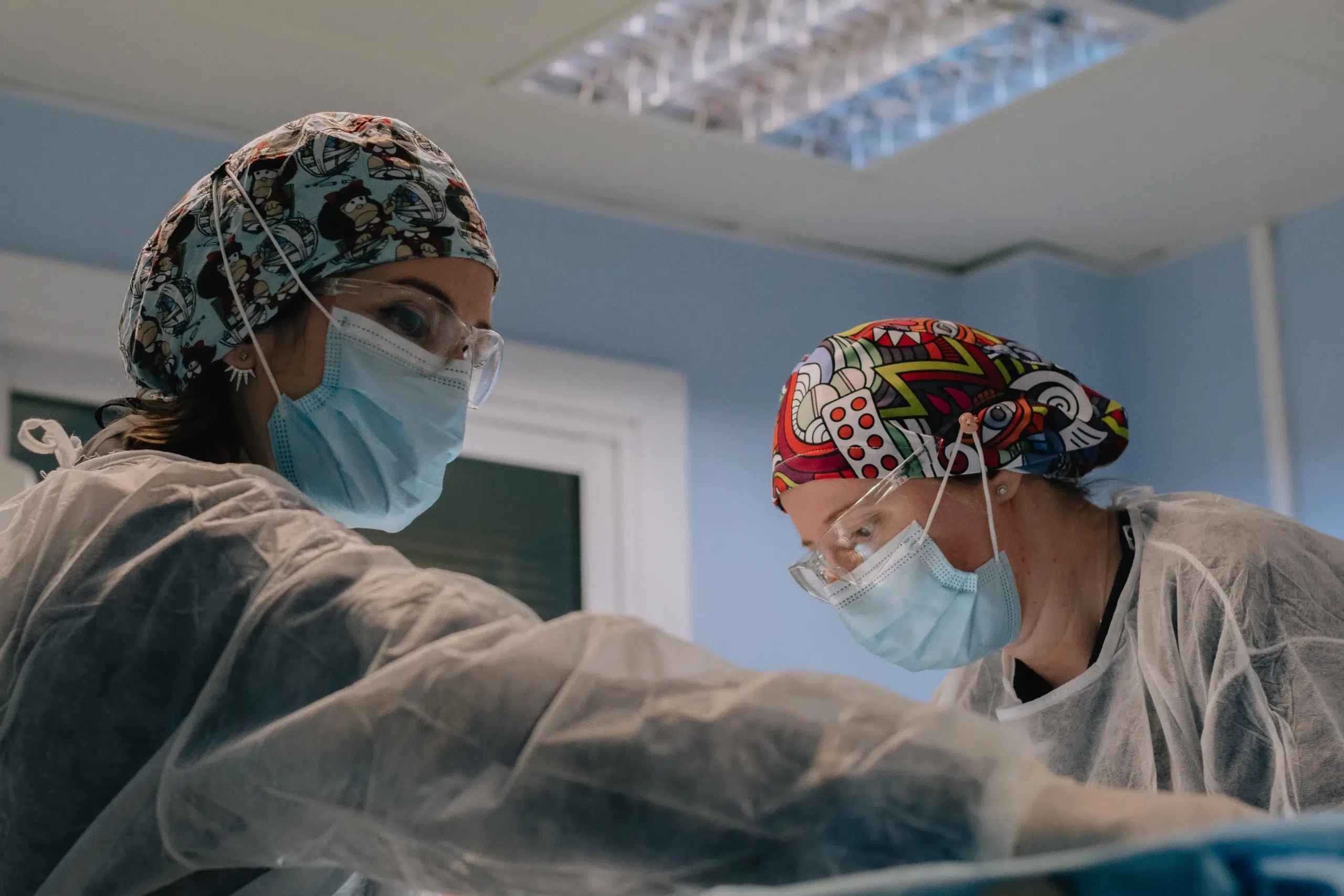 Prótesis dental fija protesis zirconio sobre implantes